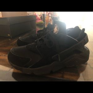 Nuke Huarache